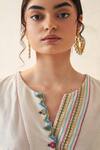 Buy_JANKI INDIA_Ivory Chanderi, Organza Embroidery Split V-neck Multi Thread Scallop Kurta Set 