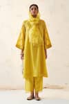 Buy_JANKI INDIA_Yellow Chanderi, Organza Embroidery Round Neck Kurta Pant Set _at_Aza_Fashions