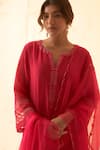 Buy_JANKI INDIA_Fuchsia Chanderi, Organza Embroidery Split V-neck Kurta Pant Dupatta Set 