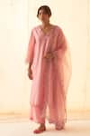 Buy_JANKI INDIA_Pink Chanderi, Organza Embroidery Round Neck Multi Thread Kurta Set _at_Aza_Fashions