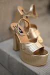 Miraki_Gold Block Heels With Stitching Details _at_Aza_Fashions