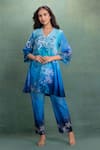 Buy_Kahani Lush_Blue Cotton V-neck Printed Kurta And Pant Set _at_Aza_Fashions