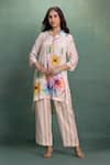 Buy_Kahani Lush_Beige Cotton Collared Digital Print Kurta And Pant Set _at_Aza_Fashions