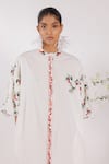 Buy_Nikasha_Cream Cotton Embroidery Collared Chilly Print Popline Shirt Dress 