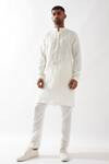 Buy_Son of A Noble Snob_White Linen Applique Kurta _Online_at_Aza_Fashions