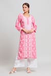 Buy_Samyukta Singhania_Pink Modal, Cotton Embroidery Split V-neck Floral Chikankari Kurta _at_Aza_Fashions