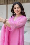 Buy_ASRUMO_Pink Embroidery V-neck Gulaab Doriya Kurta Set _Online_at_Aza_Fashions