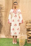 Kalakaari By Sagarika_Red Cotton Embroidery V-neck Floral Midi Dress _Online