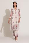 Buy_RANNA GILL_Beige Cotton, Linen Embroidery V-neck Floral Kurta Set _at_Aza_Fashions