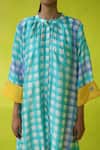 Buy_ROZA_Aqua Chanderi Round Neck Checkered Kurta Set _Online_at_Aza_Fashions