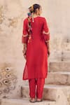 Shop_Vinita Bhansali_Red , Organza Embroidery V-neck Designer Madhu Kurta Set _at_Aza_Fashions