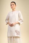 Buy_Divyam Mehta_Cream Embroidery Round Neck Straight Kurta Set 