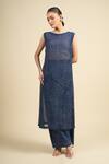 Divyam Mehta_Blue Chiffon Round Neck Straight Kurta Set _Online_at_Aza_Fashions