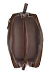Buy_Miri_Brown Embroidery Hand Daisy Sling Bag 