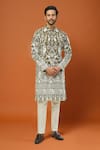 Buy_RNG Safawala_Green Georgette, Silk Embroidery Kurta Set _at_Aza_Fashions