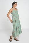 Buy_Sinjhar_Teal Cotton V-neck Dull Floral Printed Kurta Set _Online_at_Aza_Fashions