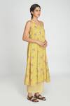 Shop_Sinjhar_Yellow Cotton V-neck Floral Print Kurta Set _Online_at_Aza_Fashions