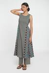 Sinjhar_Black Cotton Round Neck Printed Kurta Set _Online_at_Aza_Fashions