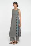 Sinjhar_Black Cotton Round Neck Printed Kurta Set _at_Aza_Fashions