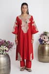 Shop_Siyona by Ankurita_Red Chanderi, Organza Embroidery Round Neck Laal Bootedaar Kurta Set _Online_at_Aza_Fashions
