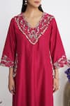 Buy_Siyona by Ankurita_Pink Chanderi, Organza Embroidery V-neck Satrangi Dhaaga Kurta Set 