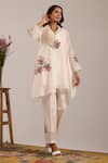 OMI_Off White Chanderi, Cotton Satin Embroidery Cowl Neck Kurta Set _Online