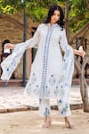 Buy_Missprint_White Chanderi, Cotton Embroidery Collared Saira Kurta Set _at_Aza_Fashions