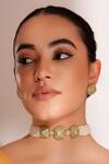 Buy_ZEVAR BY GEETA_Green Stones Kundan Polki Necklace And Earring Set _at_Aza_Fashions