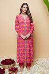 Sajeda A Lehry_Red Silk, Crepe Embroidery V-neck Hand Digital Print Kurta Set _Online_at_Aza_Fashions
