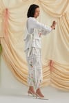 Buy_Pozruh by Aiman_White Cotton, Hemp Embroidery Collared Bouquet Bib Set _Online_at_Aza_Fashions