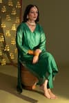 Rashi Jain_Green Chanderi, Organza V-neck Navy And Kurta Set _at_Aza_Fashions