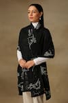 Buy_SHAZA_Blue Vineyard Zari Detail Stole _at_Aza_Fashions