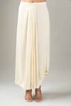 Shop_Anamika Khanna_Ivory Embroidery V-neck Kurta Set _Online_at_Aza_Fashions