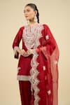 Sheetal Batra_Red Chiffon Embroidery Split V-neck Short Kurta Salwar Set _at_Aza_Fashions