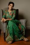 Shraddha Rambhia_Green Linen, Silk Embroidery Round Neck Printed Kurta Set With Dupatta _Online_at_Aza_Fashions