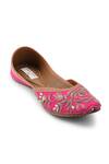 Buy_Doriaana_Pink Aisha Designer Hot Jutti _at_Aza_Fashions