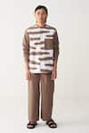 Buy_Three_White Poplin Applique Abstract Co-ord Set _at_Aza_Fashions