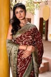 Buy_Naaritva India_Brown Crepe Zari Hand Woven Banarasi Saree With Running Blouse 