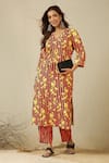 Buy_Label Nitika_Black Cotton Embroidery V-neck Floral Printed Kurta And Pant Set 