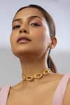 Buy_Mnsh_Gold Plated Vine Mini Oval Choker _at_Aza_Fashions