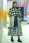 KA-Sha_Black Cotton Round Neck And White Organic Jacket _at_Aza_Fashions