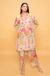 Buy_Sajeda A Lehry_Beige Silk, Crepe Embroidery Collared Floral Hand Kurta And Pant Set _at_Aza_Fashions