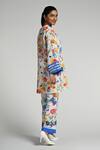 Taroob_White Linen V-neck Floral Print Kurta Set _Online_at_Aza_Fashions