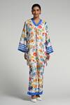 Buy_Taroob_White Linen V-neck Floral Print Kurta Set _at_Aza_Fashions