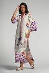 Buy_Taroob_Multi Color Linen Embroidery Split V-neck Monkey Pop Kaftan 