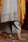 Miku Kumar_Gray Tissue, Organza Embroidery Square Neck Grey Aabha Suit Set With Dupatta _Online_at_Aza_Fashions