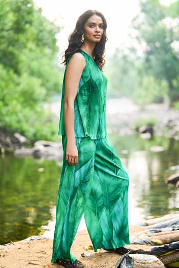 Buy_Dash And Dot_Green Polyester V-neck Leaf Printed A-line Top And Straight-fit Pant Set _Online_at_Aza_Fashions