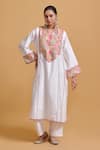 Buy_Gulabo By Abu Sandeep_Off White Chanderi Embroidery Split V-neck Kurta And Pant Set _at_Aza_Fashions