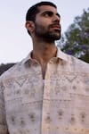 Buy_Asuka_Beige Chinon Embroidery Nomadic Tapestry Shirt 
