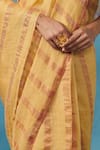 Buy_Dressfolk_Yellow Linen Round Neck Handloom Saree Set 